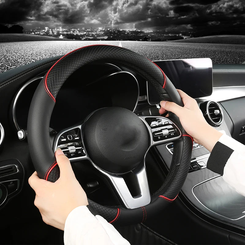 Housse de volant de voiture en cuir PU 38cm pour Suzuki Swift 2011-2016 Vitara 2015-2019 Celerio 2015 - 2019 SX4 S-CROSS 2013-2019