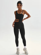 Beau design au dos, leggings de yoga sexy une pièce, adaptés aux combinaisons de sport respirantes et à séchage rapide pour femmes.