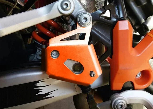 Couvercle de Protection de pompe de frein arrière, accessoires de moto pour 950 990 ADVENTURE S R 990 SUPERMOTO /R 990SMT 2006 – 2013