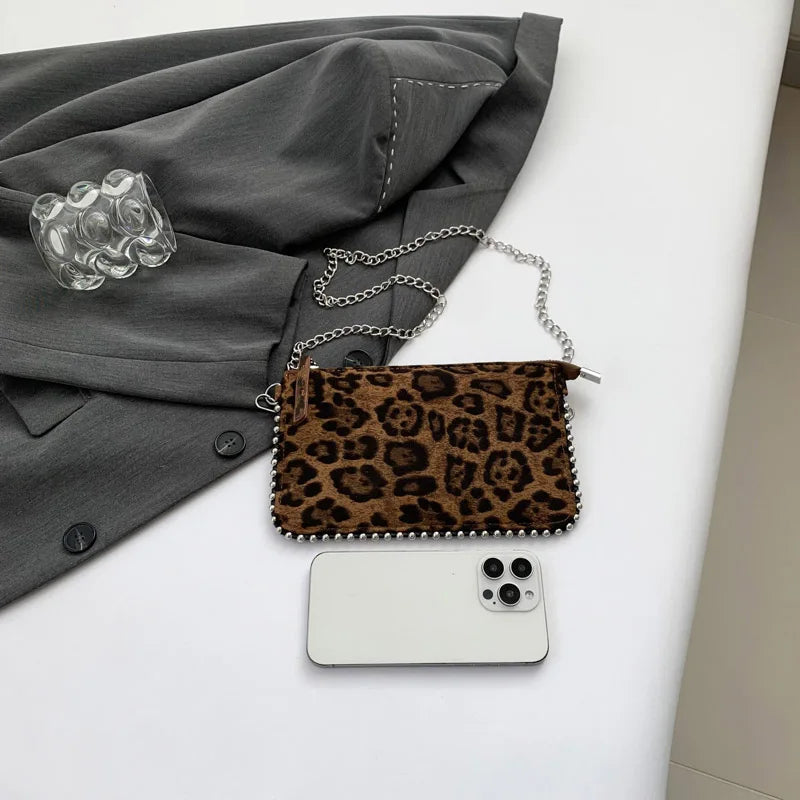 Sacs à bandoulière Design de couleur unie pour femmes chaîne de mode sacs à Main de téléphone portable Sac à bandoulière de mode Sac A Main femme