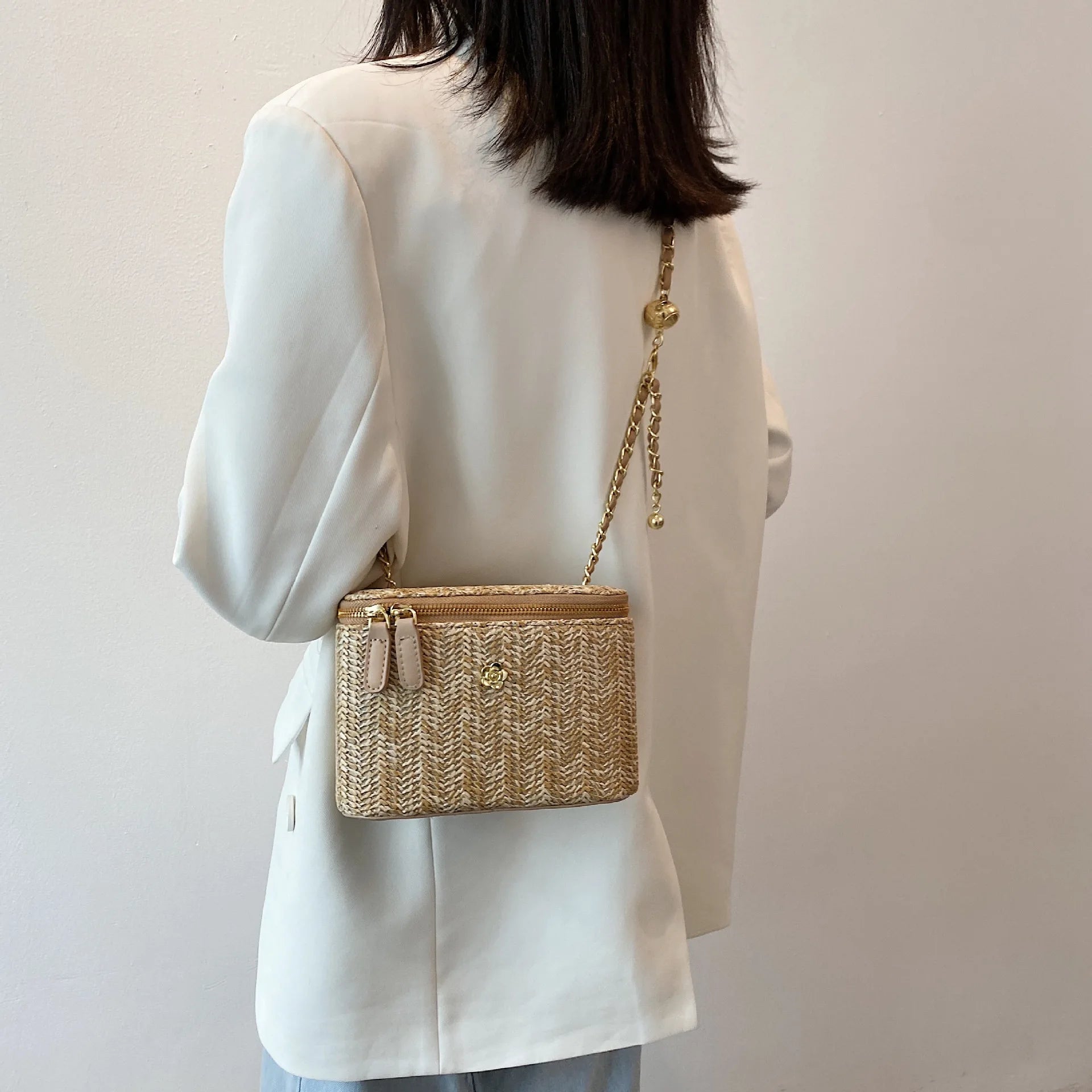 Mini sac à bandoulière seau en paille pour femmes, sacs à main et bourses de marque tissés avec chaîne à la mode, sacs à bandoulière simples, été 2026