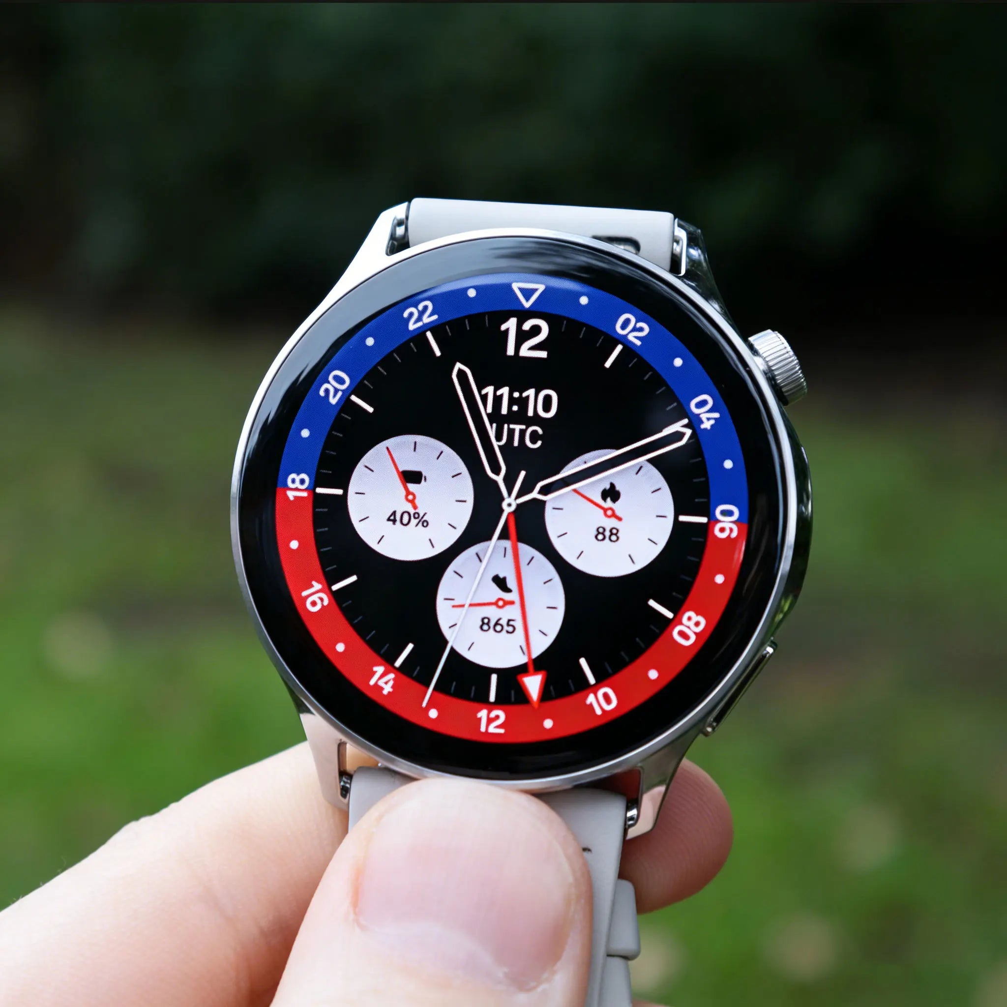 Montre connectée OnePlus Watch Lite version globale, écran AMOLED 1,46'', jusqu'à 10 jours d'autonomie, IP68, BT 5.2, plus de 100 modes sportifs