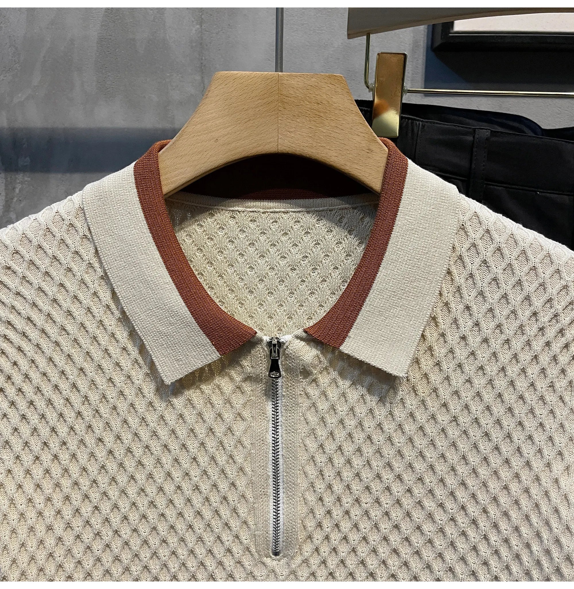 Polo en maille jacquard décontracté pour homme 2026, col en V, couleur unie, manches courtes, respirant, vêtement de luxe B24