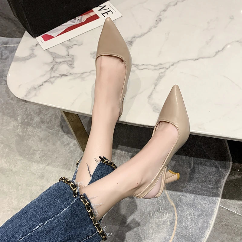 Mode d'été nouveau bout pointu talon aiguille bouche peu profonde respirant PU confortable et élégant chaussures pour femmes sandales Sexy