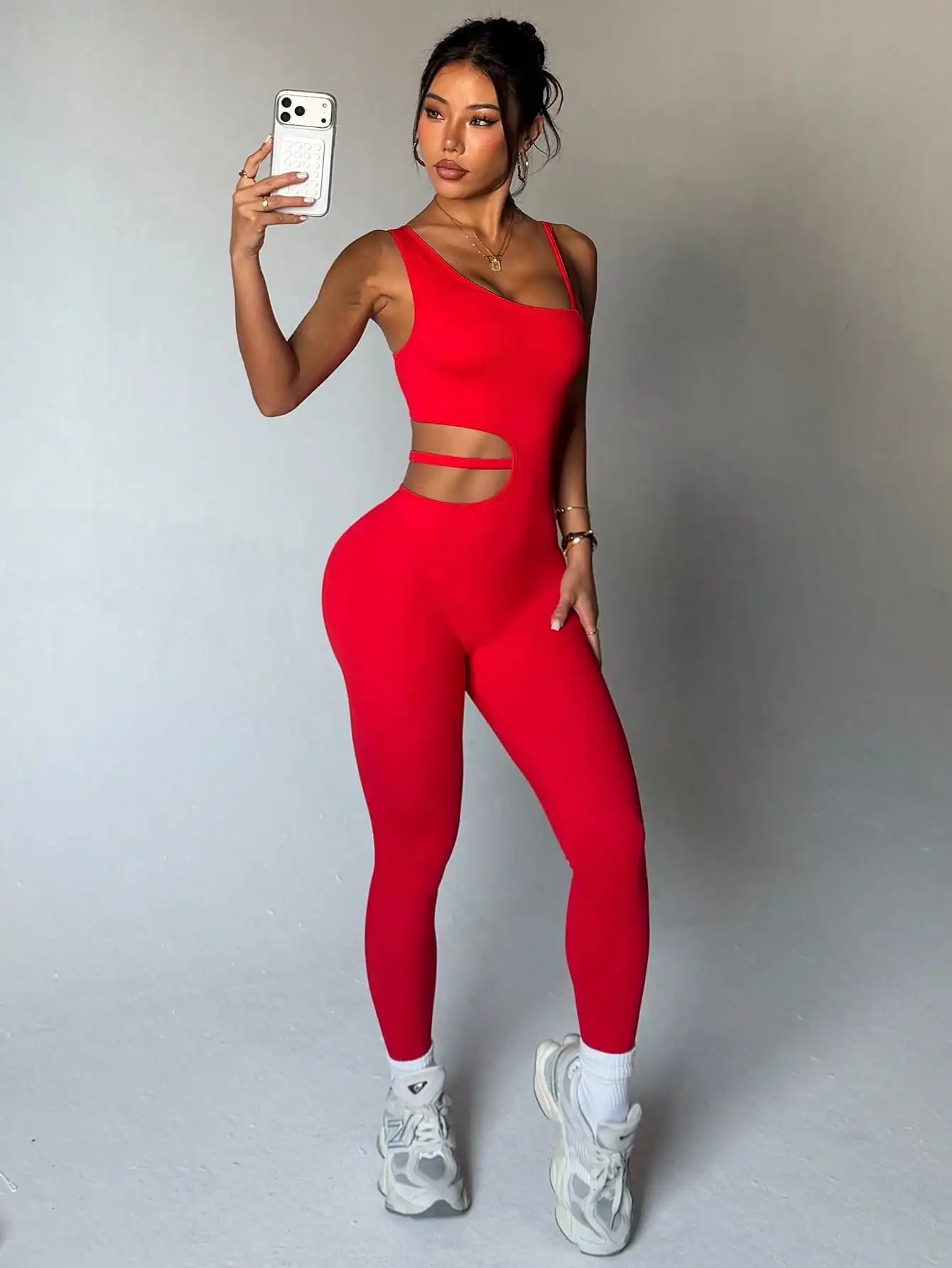 Beau design au dos, leggings de yoga sexy une pièce, adaptés aux combinaisons de sport respirantes et à séchage rapide pour femmes.