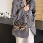 Sacs à bandoulière Design de couleur unie pour femmes chaîne de mode sacs à Main de téléphone portable Sac à bandoulière de mode Sac A Main femme