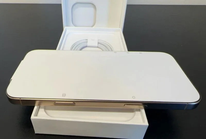 iPhone 16 Pro 16Pro d'origine 128GB/256GB/512GB/1TB ROM 8GB RAM débloqué 5G téléphone intelligent paquet officiel ressemble à un nouveau