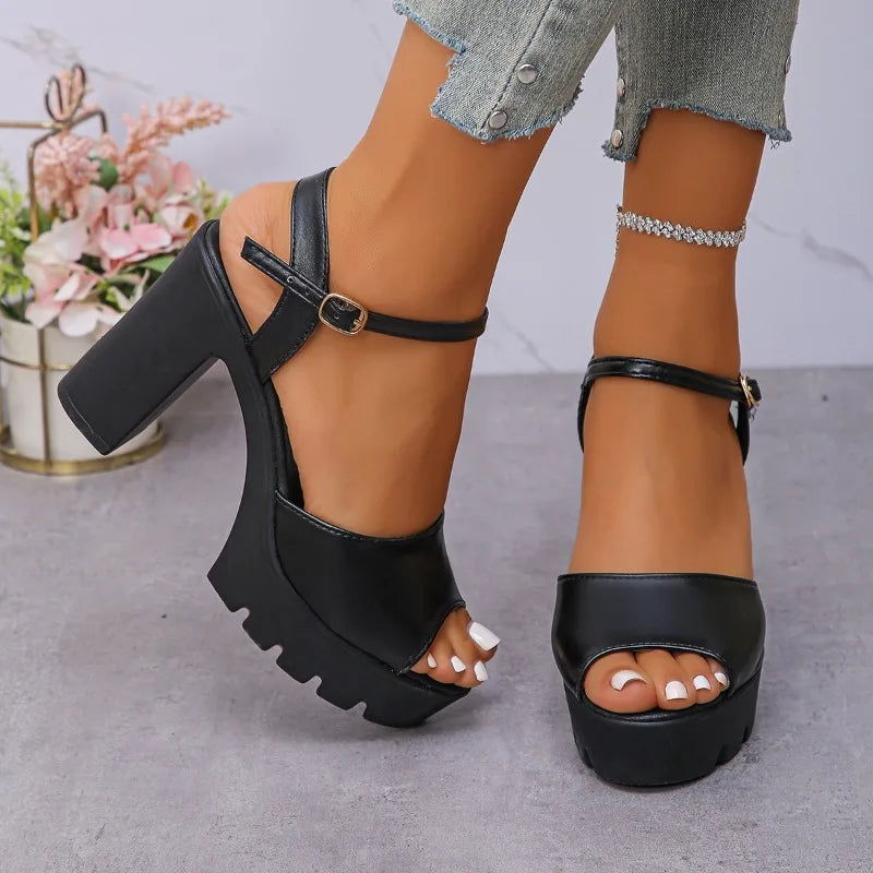 Sandales à talons optiques pour femmes, nouvelle mode d'été, tête ronde, bouche de poisson, plate-forme Parker ouverte, talons hauts non alds