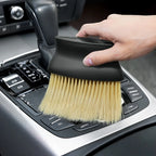 Gardez votre voiture propre et brillante avec nos livres de voiture et nos brosses d'entretien!