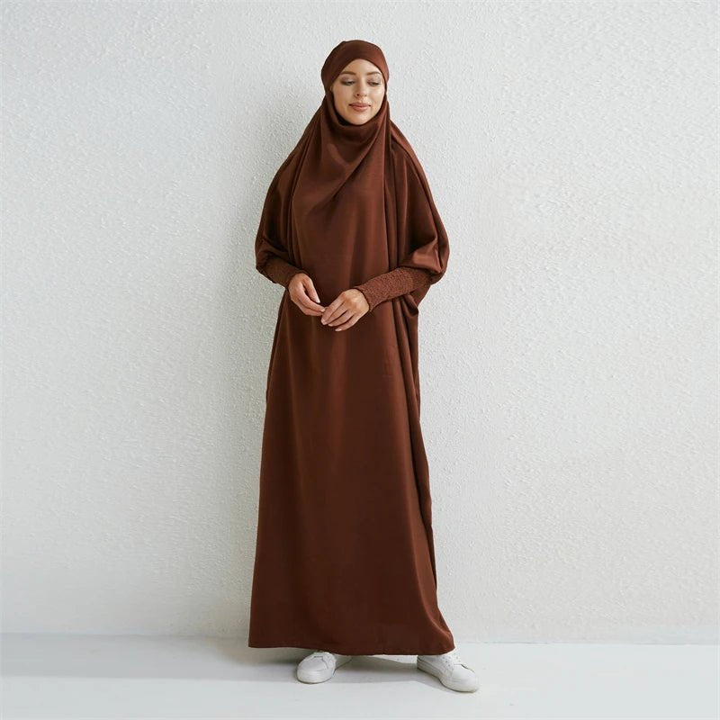 Abaya musulman à capuche manches smockées une pièce Robe de prière femmes Jilbab vêtements islamiques dubaï saoudien Robe noire modestie turque - FATAONAbaya musulman à capuche manches smockées une pièce Robe de prière femmes Jilbab vêtements islamiques dubaï saoudien Robe noire modestie turqueMode FemmeFATAON