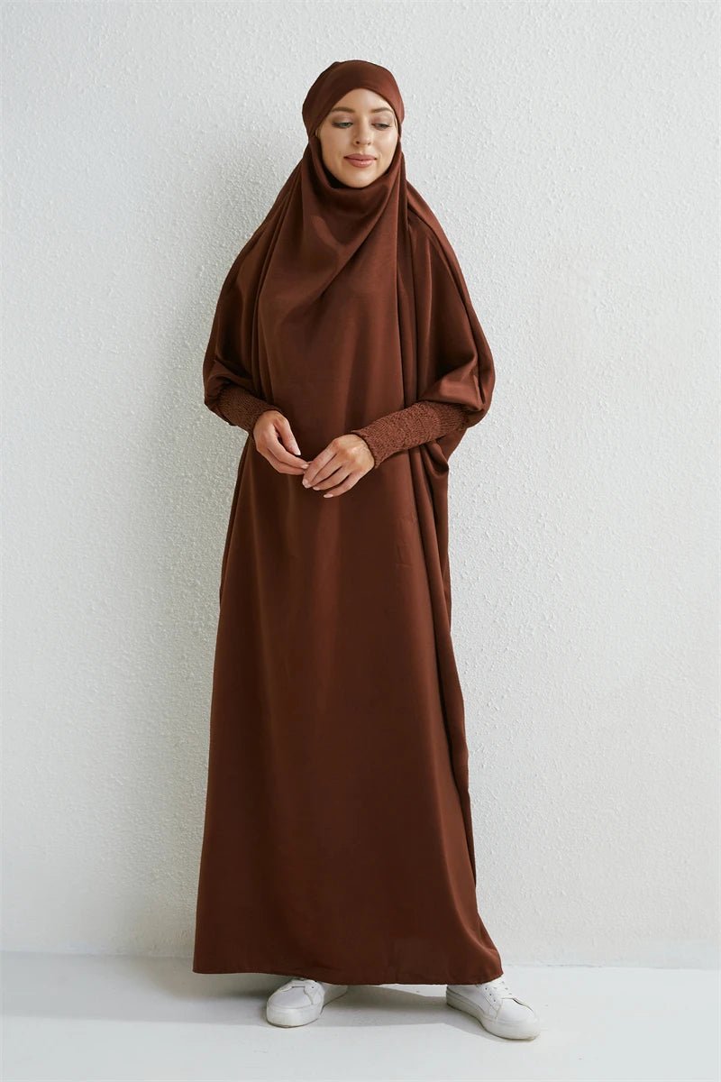 Abaya musulman à capuche manches smockées une pièce Robe de prière femmes Jilbab vêtements islamiques dubaï saoudien Robe noire modestie turque - FATAONAbaya musulman à capuche manches smockées une pièce Robe de prière femmes Jilbab vêtements islamiques dubaï saoudien Robe noire modestie turqueMode FemmeFATAON