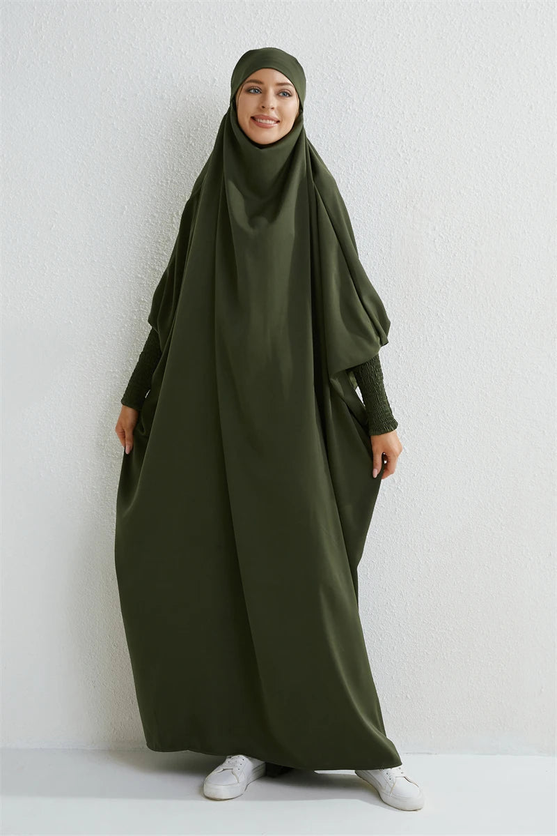 Abaya musulman à capuche manches smockées une pièce Robe de prière femmes Jilbab vêtements islamiques dubaï saoudien Robe noire modestie turque - FATAONAbaya musulman à capuche manches smockées une pièce Robe de prière femmes Jilbab vêtements islamiques dubaï saoudien Robe noire modestie turqueMode FemmeFATAON