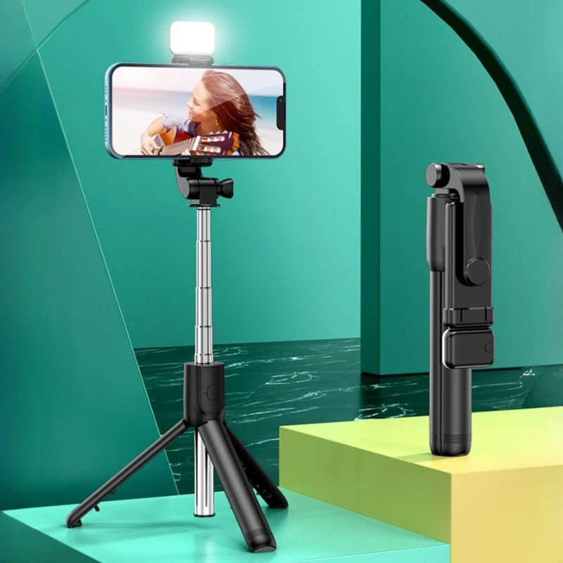 All In One Expandable Portable IPhone Tripod Selfie Stick Selfie Stick With Remote With Detachable BT Wireless Remote Compatible - Fix & GoAll In One Expandable Portable IPhone Tripod Selfie Stick Selfie Stick With Remote With Detachable BT Wireless Remote CompatibleVidéo & PhotoFix & Go
