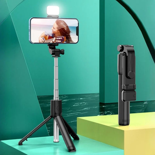 All In One Expandable Portable IPhone Tripod Selfie Stick Selfie Stick With Remote With Detachable BT Wireless Remote Compatible - Fix & GoAll In One Expandable Portable IPhone Tripod Selfie Stick Selfie Stick With Remote With Detachable BT Wireless Remote CompatibleVidéo & PhotoFix & Go