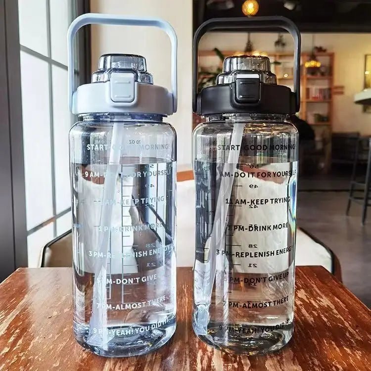Bouteille d'eau en plastique avec paille de 2 litres, grande bouteille de voyage Portable pour filles, tasse de sport, Fitness, vélo, grande tasse de graisse - FATAONBouteille d'eau en plastique avec paille de 2 litres, grande bouteille de voyage Portable pour filles, tasse de sport, Fitness, vélo, grande tasse de graisseFitness & SportFATAON
