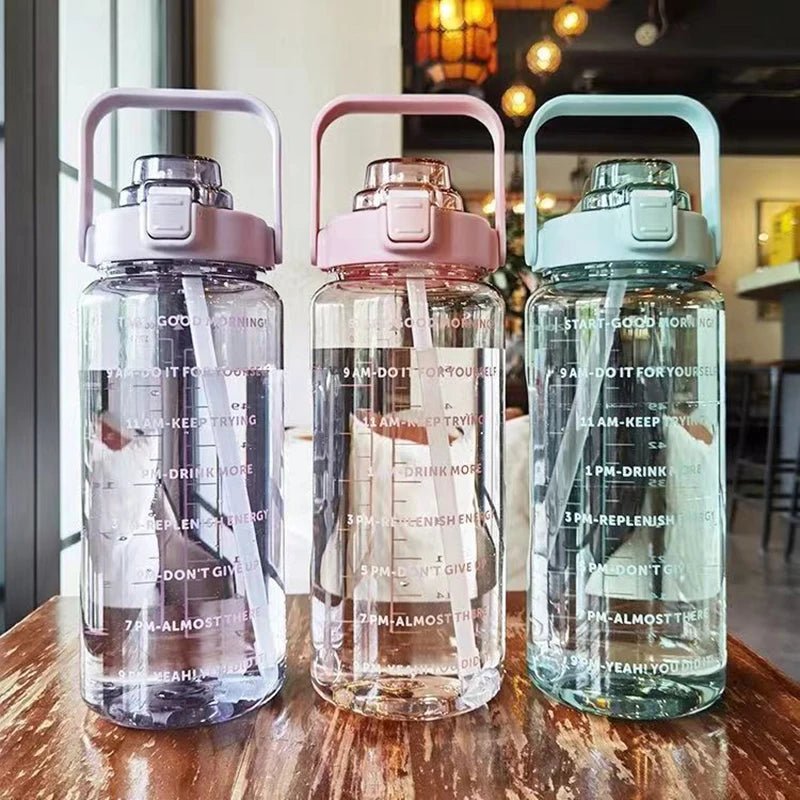 Bouteille d'eau en plastique avec paille de 2 litres, grande bouteille de voyage Portable pour filles, tasse de sport, Fitness, vélo, grande tasse de graisse - FATAONBouteille d'eau en plastique avec paille de 2 litres, grande bouteille de voyage Portable pour filles, tasse de sport, Fitness, vélo, grande tasse de graisseFitness & SportFATAON