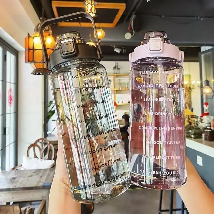 Bouteille d'eau en plastique avec paille de 2 litres, grande bouteille de voyage Portable pour filles, tasse de sport, Fitness, vélo, grande tasse de graisse - FATAONBouteille d'eau en plastique avec paille de 2 litres, grande bouteille de voyage Portable pour filles, tasse de sport, Fitness, vélo, grande tasse de graisseFitness & SportFATAON