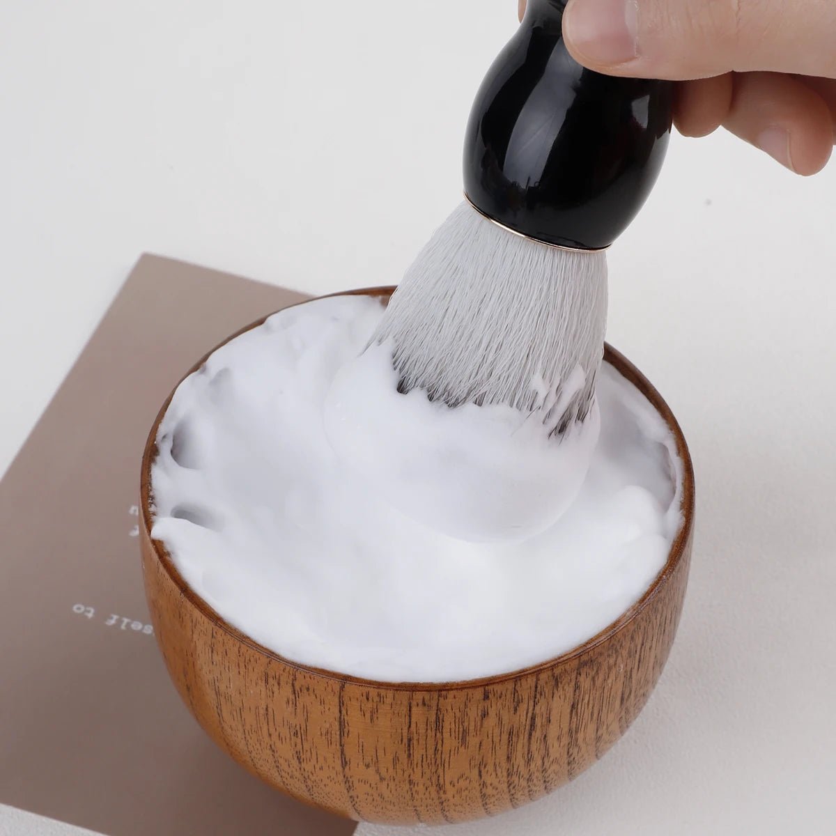 Brosse à barbe pinceaux de maquillage RANCAI – brosse à barbe avec manche en bois pour hommes, 1 pièce, accessoire de maquillage, pour Salon de coiffure, rasage moussant, ensemble d'outils de nettoyage du visage - FATAONBrosse à barbe pinceaux de maquillage RANCAI – brosse à barbe avec manche en bois pour hommes, 1 pièce, accessoire de maquillage, pour Salon de coiffure, rasage moussant, ensemble d'outils de nettoyage du visageBeauté HommeFATAON