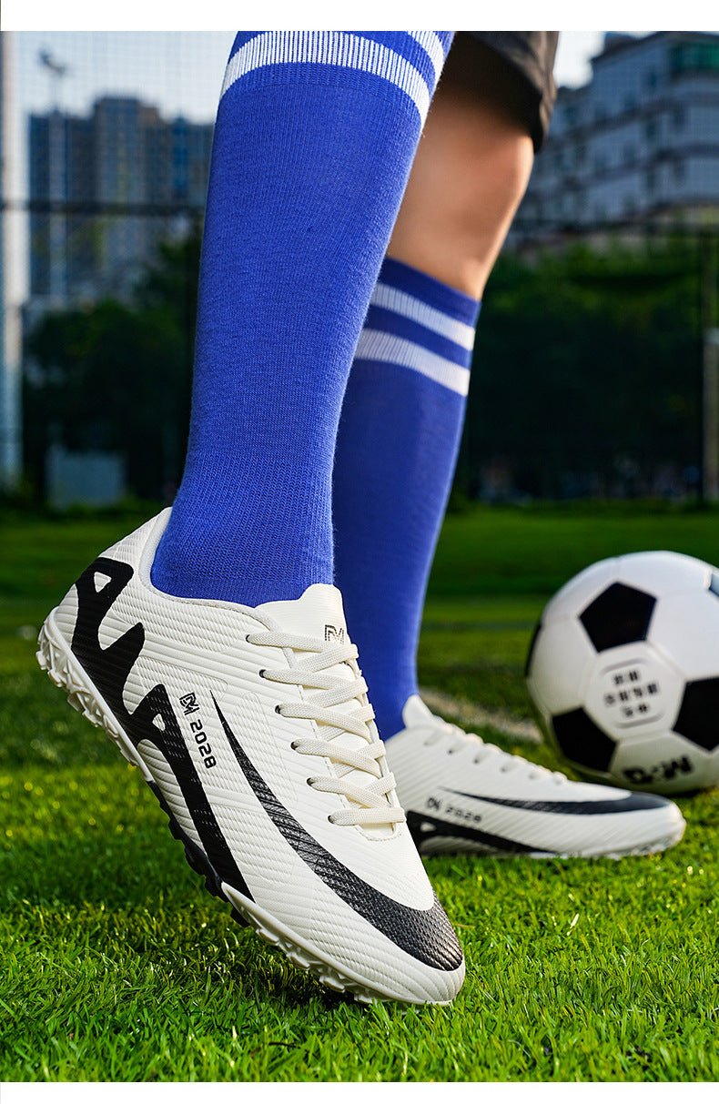 Cross-border New Assassin Football Shoes Adult Training AG Spike TF Broken Nails Youth Student Training Shoes Wholesale - FATAONCross-border New Assassin Football Shoes Adult Training AG Spike TF Broken Nails Youth Student Training Shoes WholesaleFitness & SportFATAON
