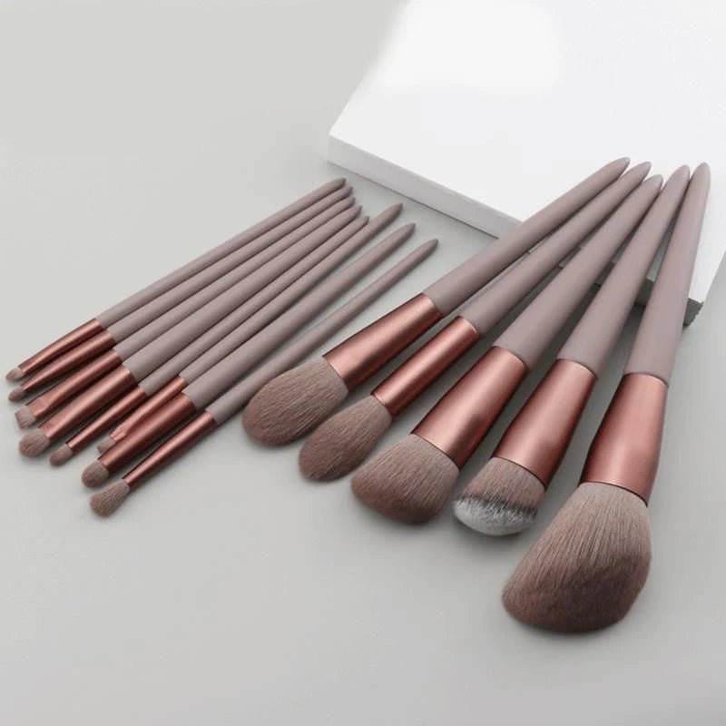 Ensemble de pinceaux de maquillage doux pour femmes, fard à barrage, fond de teint, pinceau cosmétique, fard à joues, beauté, sac à outils de maquillage, 13 pièces - FATAONEnsemble de pinceaux de maquillage doux pour femmes, fard à barrage, fond de teint, pinceau cosmétique, fard à joues, beauté, sac à outils de maquillage, 13 piècesBeauté femmeFATAON