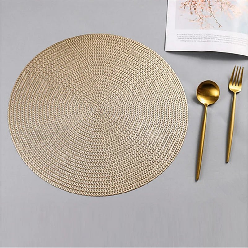 Ensemble de sets de table ronds de 15 pouces, lavables, faciles à nettoyer, essuyables, antidérapants, résistants à la chaleur, pour table à manger, pour fête de mariage - FATAONEnsemble de sets de table ronds de 15 pouces, lavables, faciles à nettoyer, essuyables, antidérapants, résistants à la chaleur, pour table à manger, pour fête de mariageSolutions MaisonFATAON