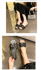 Été 2026 nouvelles pantoufles pour femmes été bout carré chaussures plates femmes large Version pantoufles sandales en plein air chaussures décontractées quotidiennes - FATAONÉté 2026 nouvelles pantoufles pour femmes été bout carré chaussures plates femmes large Version pantoufles sandales en plein air chaussures décontractées quotidiennesMode FemmeFATAON