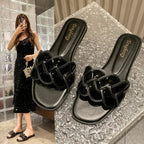 Été 2026 nouvelles pantoufles pour femmes été bout carré chaussures plates femmes large Version pantoufles sandales en plein air chaussures décontractées quotidiennes - FATAONÉté 2026 nouvelles pantoufles pour femmes été bout carré chaussures plates femmes large Version pantoufles sandales en plein air chaussures décontractées quotidiennesMode FemmeFATAON