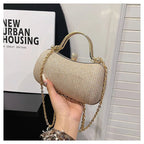 Evening party bags: This year, there is a trend for sophisticated and feminine women's bags. There are simple buttoned small bag - FATAONEvening party bags: This year, there is a trend for sophisticated and feminine women's bags. There are simple buttoned small bagMode FemmeFATAON
