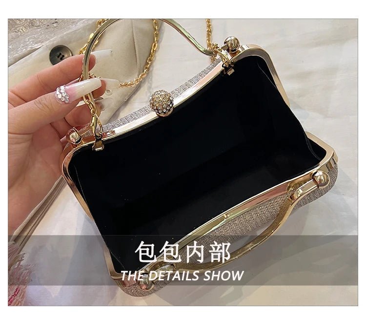 Evening party bags: This year, there is a trend for sophisticated and feminine women's bags. There are simple buttoned small bag - FATAONEvening party bags: This year, there is a trend for sophisticated and feminine women's bags. There are simple buttoned small bagMode FemmeFATAON
