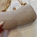 Evening party bags: This year, there is a trend for sophisticated and feminine women's bags. There are simple buttoned small bag - FATAONEvening party bags: This year, there is a trend for sophisticated and feminine women's bags. There are simple buttoned small bagMode FemmeFATAON