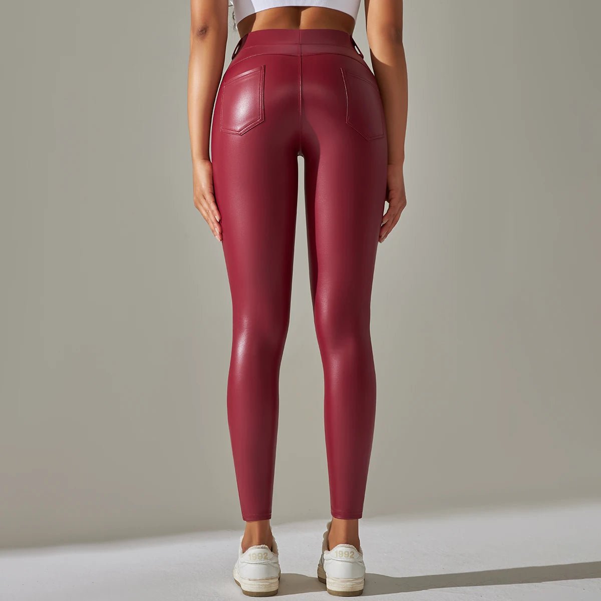 Leggings en cuir PU femmes Sexy Scrunch fesses Leggings filles Faux cuir pantalon taille haute Push Up Leggings décontractés 6 couleurs - FATAONLeggings en cuir PU femmes Sexy Scrunch fesses Leggings filles Faux cuir pantalon taille haute Push Up Leggings décontractés 6 couleursMode FemmeFATAON