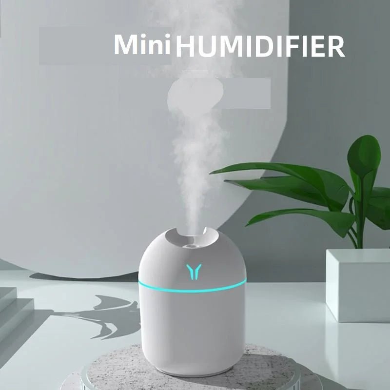 Mini humidificateur d'air USB, diffuseur d'huiles essentielles d'arôme pour la maison et la voiture, brumisateur muet à ultrasons, lampe de document LED, 250ml - FATAONMini humidificateur d'air USB, diffuseur d'huiles essentielles d'arôme pour la maison et la voiture, brumisateur muet à ultrasons, lampe de document LED, 250mlSolutions MaisonFATAON