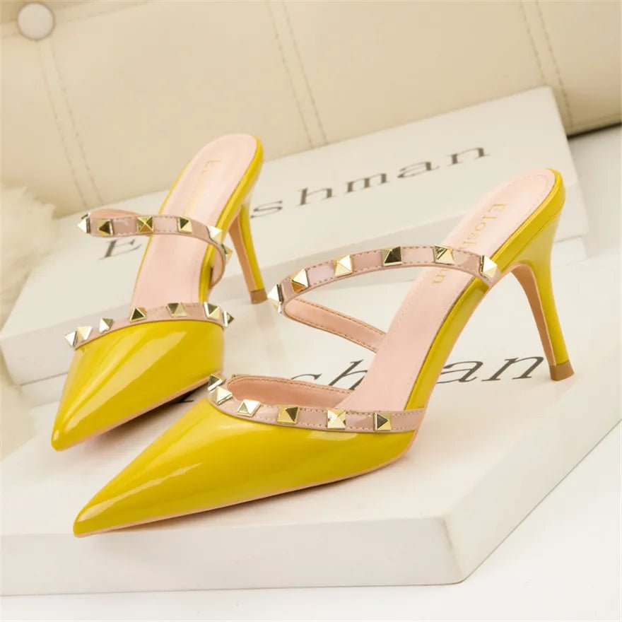 Mode Rivet sans lacet femmes pantoufles nouvel été bout pointu talons hauts chaussures fête en cuir verni creux Sexy femme sandale robe - FATAONMode Rivet sans lacet femmes pantoufles nouvel été bout pointu talons hauts chaussures fête en cuir verni creux Sexy femme sandale robeMode FemmeFATAON