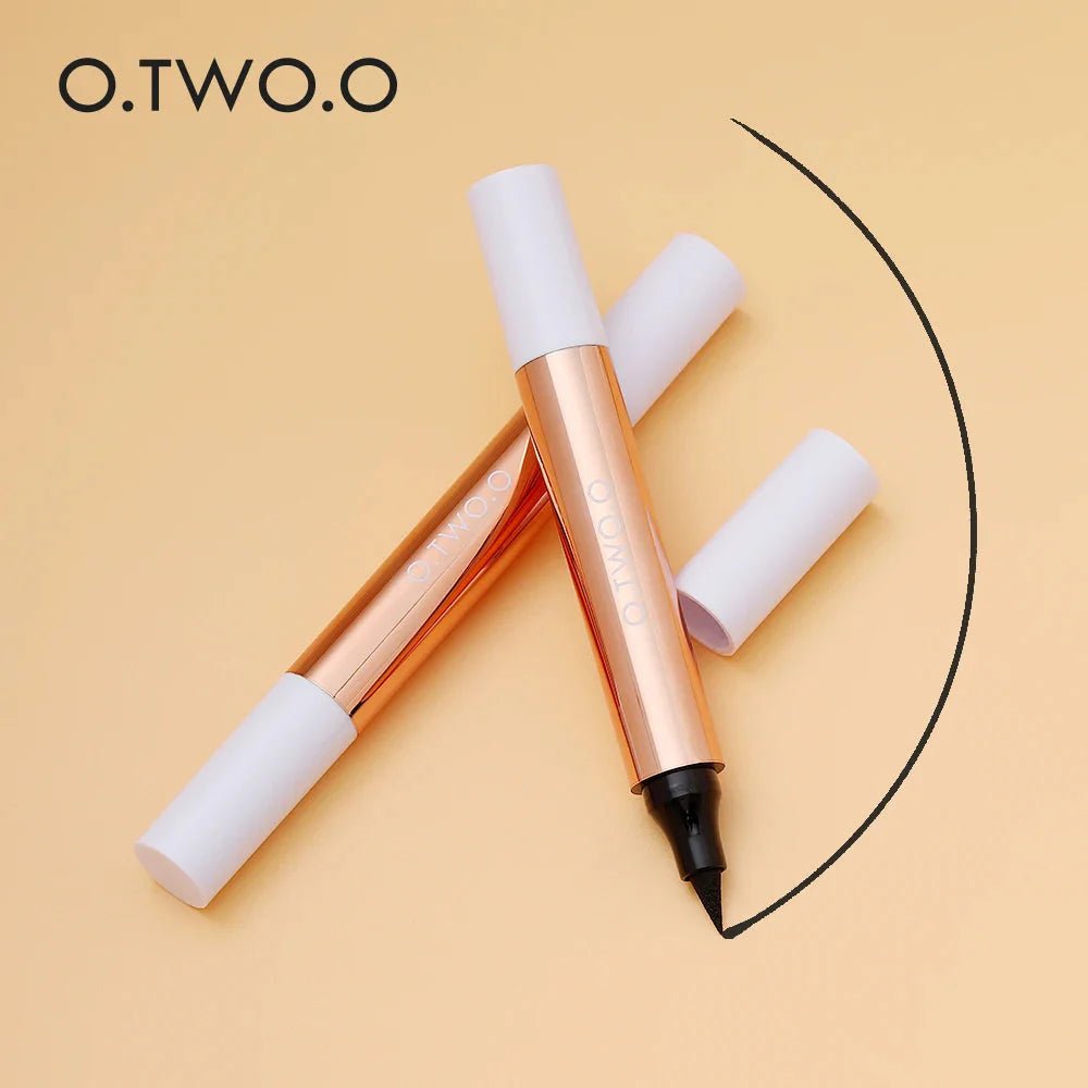 O.TWO.O Eyeliner Stamp Black Liquid Eyeliner Pen Waterproof Fast Dry Double - Ended Eye Liner Pencil Make - Up for Women Cosmetics - Fix & GoO.TWO.O Eyeliner Stamp Black Liquid Eyeliner Pen Waterproof Fast Dry Double - Ended Eye Liner Pencil Make - Up for Women CosmeticsFix & Go