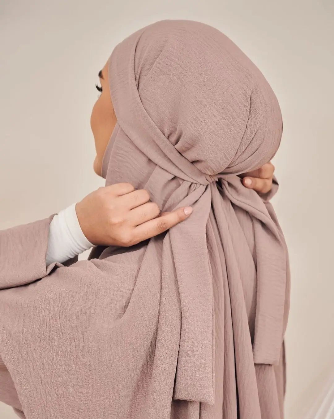 Parure de tête musulmane longue et élégante avec fermeture à nouer, foulard de prière Hijab islamique pour femmes, prêt à porter, Abaya Hijab pour le quotidien - FATAONParure de tête musulmane longue et élégante avec fermeture à nouer, foulard de prière Hijab islamique pour femmes, prêt à porter, Abaya Hijab pour le quotidienMode FemmeFATAON