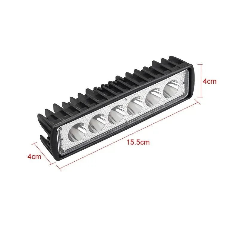 Phare de travail universel pour voiture, budgétaire haute luminosité, automobile tout-terrain, conduite de camion, feux de sauna antibrouillard, lampe de conduite DRL, 18W, 6 LED, 12V - FATAONPhare de travail universel pour voiture, budgétaire haute luminosité, automobile tout-terrain, conduite de camion, feux de sauna antibrouillard, lampe de conduite DRL, 18W, 6 LED, 12VAccessoire AutoFATAON