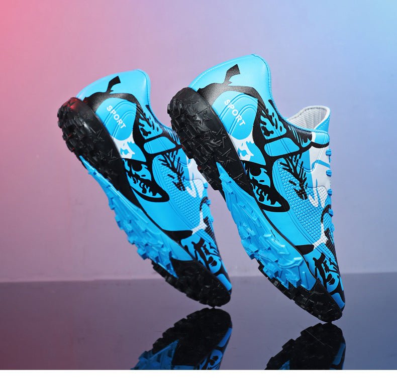 Professional Training Football Shoes Low-top Leather Spikes Football sneaker Low-top Youth Sneakers plus size Cross-border - FATAONProfessional Training Football Shoes Low-top Leather Spikes Football sneaker Low-top Youth Sneakers plus size Cross-borderFitness & SportFATAON