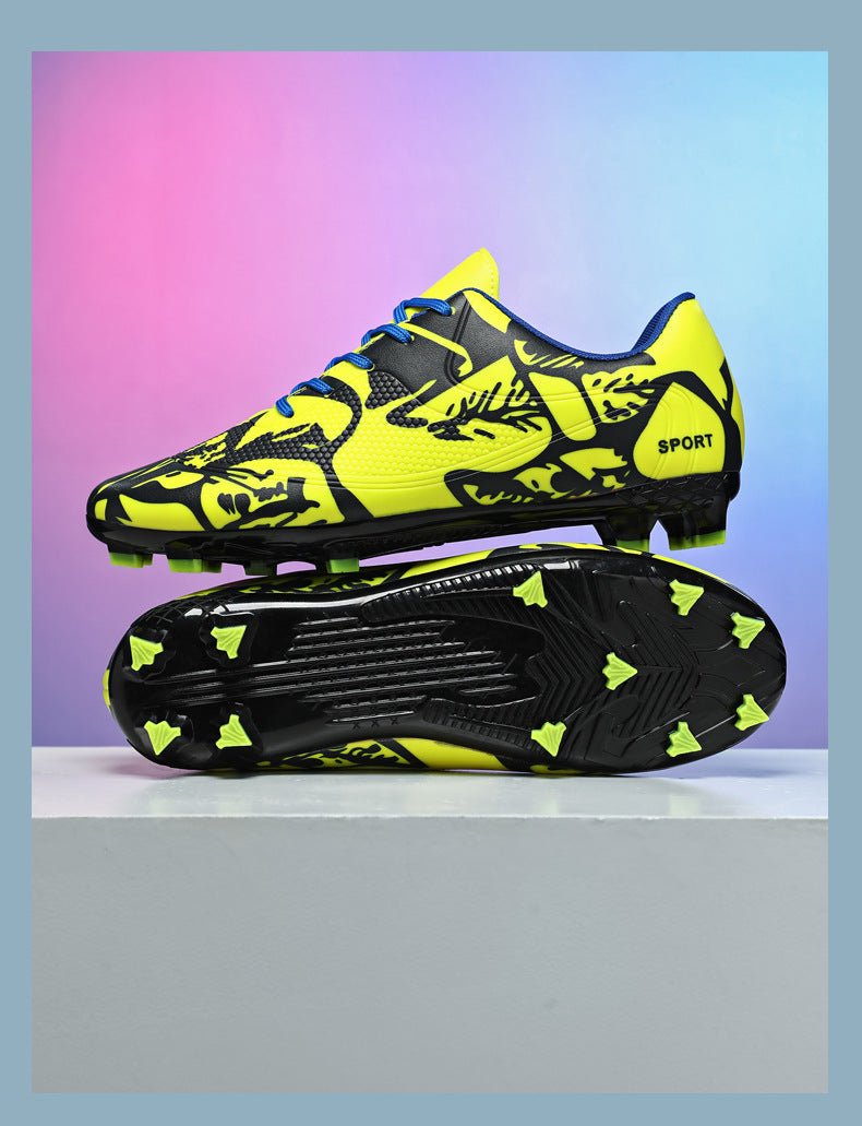 Professional Training Football Shoes Low-top Leather Spikes Football sneaker Low-top Youth Sneakers plus size Cross-border - FATAONProfessional Training Football Shoes Low-top Leather Spikes Football sneaker Low-top Youth Sneakers plus size Cross-borderFitness & SportFATAON