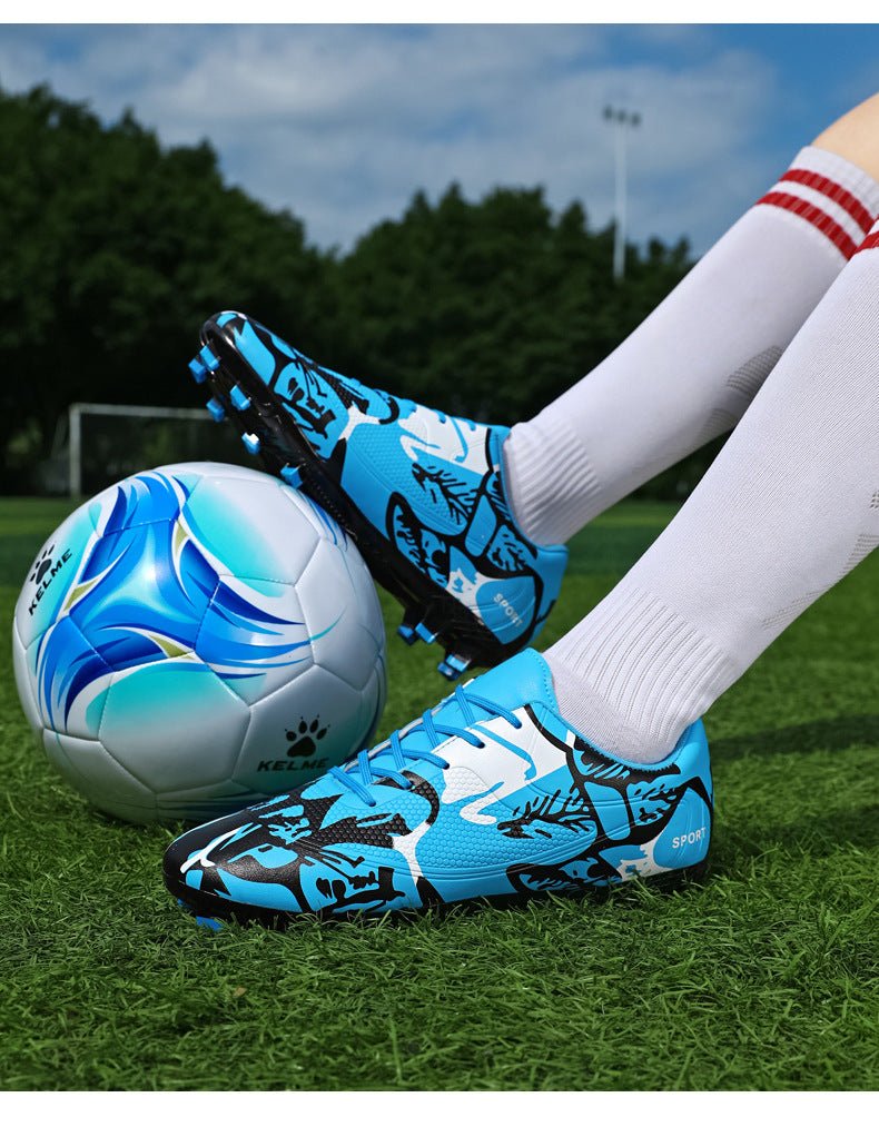 Professional Training Football Shoes Low-top Leather Spikes Football sneaker Low-top Youth Sneakers plus size Cross-border - FATAONProfessional Training Football Shoes Low-top Leather Spikes Football sneaker Low-top Youth Sneakers plus size Cross-borderFitness & SportFATAON
