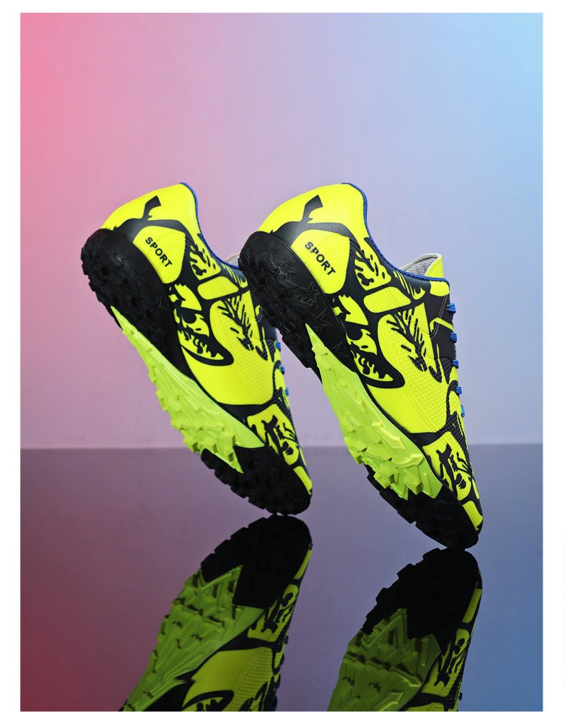 Professional Training Football Shoes Low-top Leather Spikes Football sneaker Low-top Youth Sneakers plus size Cross-border - FATAONProfessional Training Football Shoes Low-top Leather Spikes Football sneaker Low-top Youth Sneakers plus size Cross-borderFitness & SportFATAON