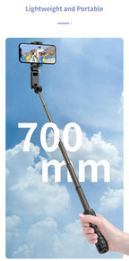 Q18 Desktop Following the shooting Mode Gimbal Stabilizer Selfie Stick Tripod with Fill Light for iPhone Cell Phone Smartphone - Fix & GoQ18 Desktop Following the shooting Mode Gimbal Stabilizer Selfie Stick Tripod with Fill Light for iPhone Cell Phone SmartphoneVidéo & PhotoFix & Go