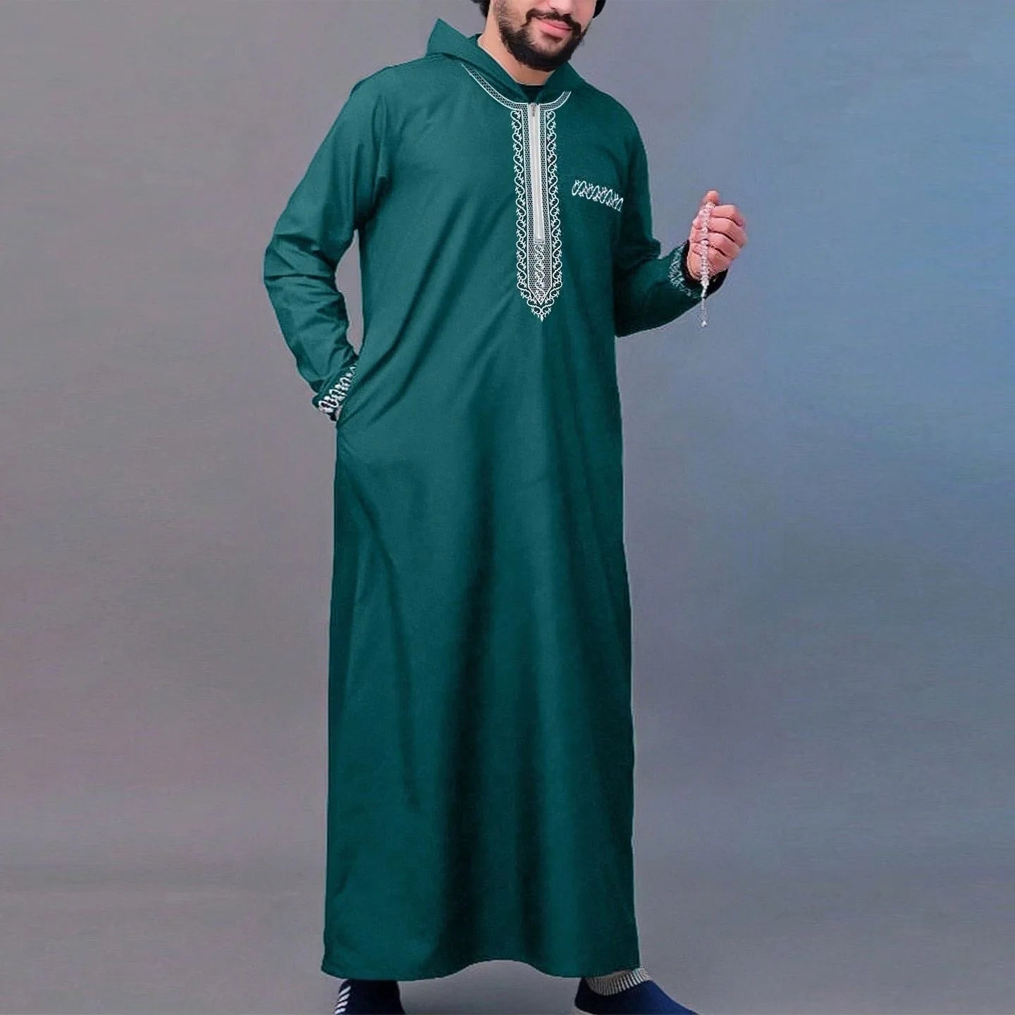 Robe longue élégante rétro brodée du Moyen-Orient pour hommes musulmans, vêtement ethnique islamique à capuche, tenue décontractée au design simple et élégant - FATAONRobe longue élégante rétro brodée du Moyen-Orient pour hommes musulmans, vêtement ethnique islamique à capuche, tenue décontractée au design simple et élégantMode HommeFATAON