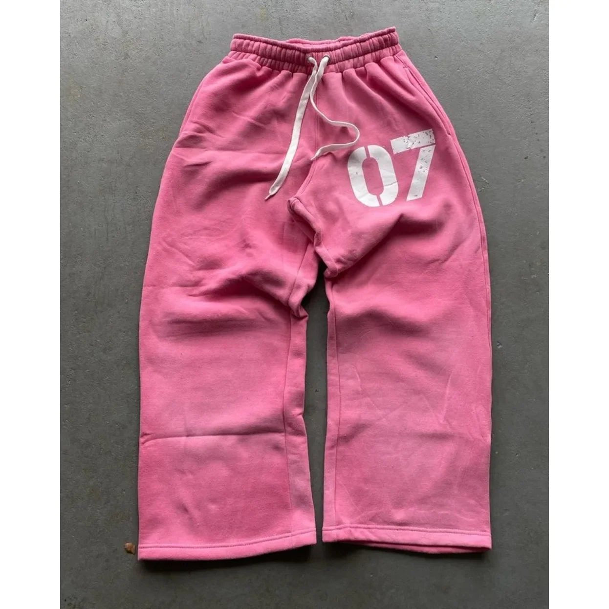 Streetwear Y2K décontracté Baggy pantalons de survêtement cordon pantalon de sport cardigan à fermeture éclair mode impression numérique à capuche hommes femmes ensemble de rue - FATAONStreetwear Y2K décontracté Baggy pantalons de survêtement cordon pantalon de sport cardigan à fermeture éclair mode impression numérique à capuche hommes femmes ensemble de rueMode HommeFATAON